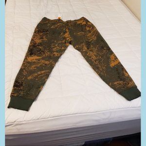 Timberland NWT 2X men's green & orange camo sweat pants